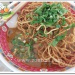 Northern Thai Chicken Noodles Curry Soup (Khao Soi Kai)